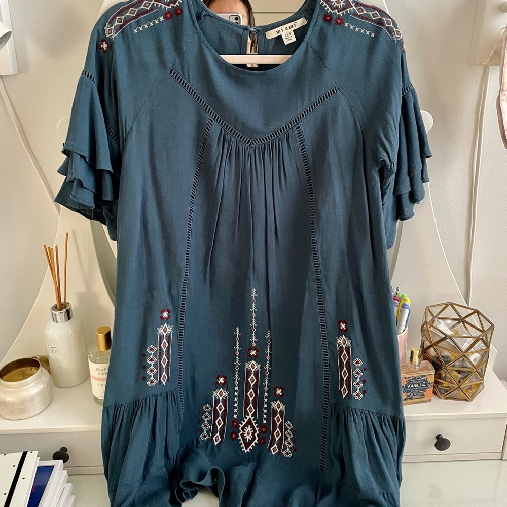 Blue dress with the cutest detailing